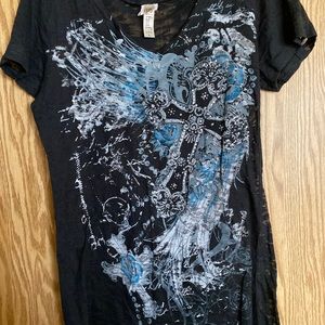 Size large tshirt cross